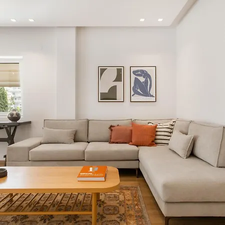 Apartment Dione *
