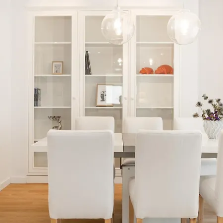 Dione Appartement *